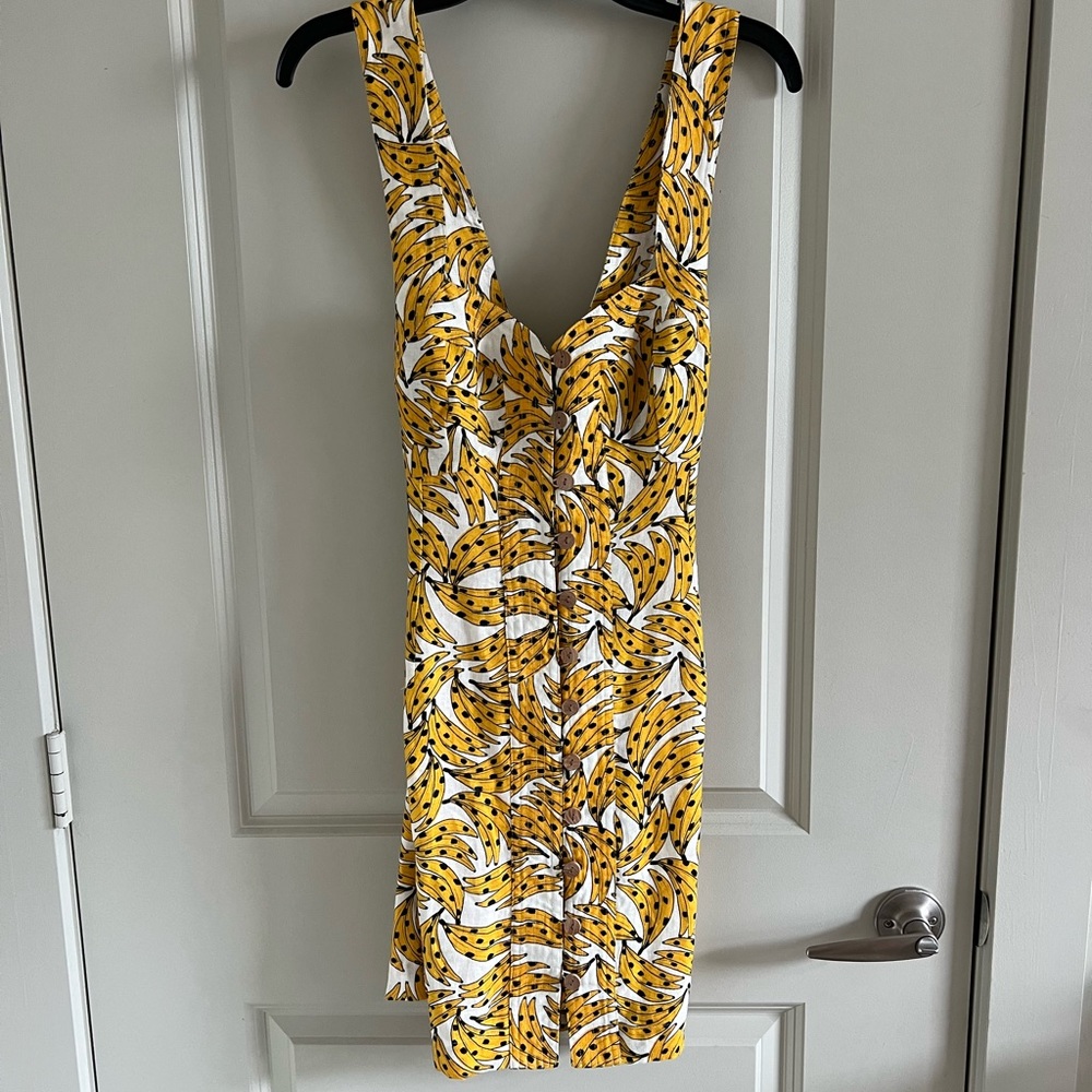 Banana print dress size M
